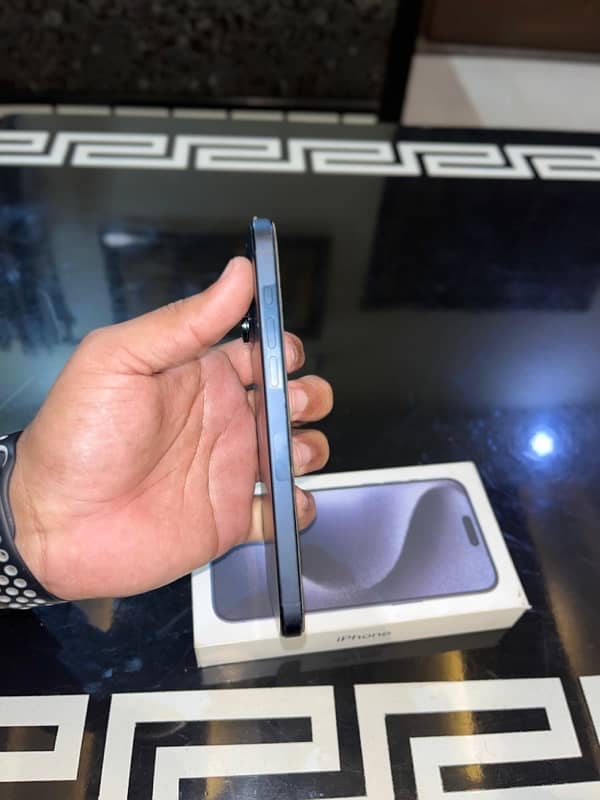 iphone 15 pro max blue titanium 0