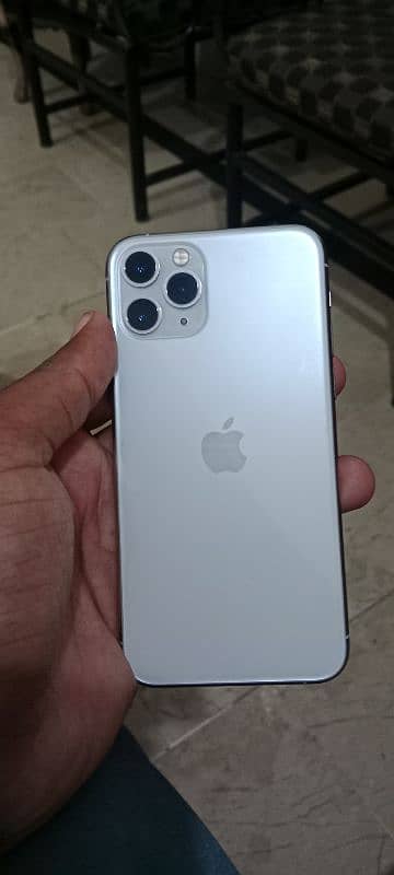 iPhone 11 pro 9