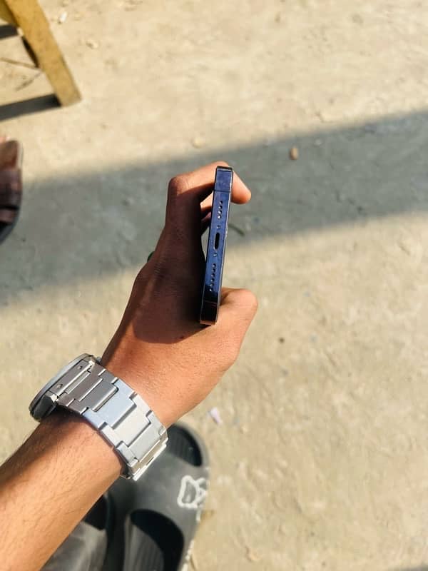 Iphone 14 pro  max 128 gb deep purple 5