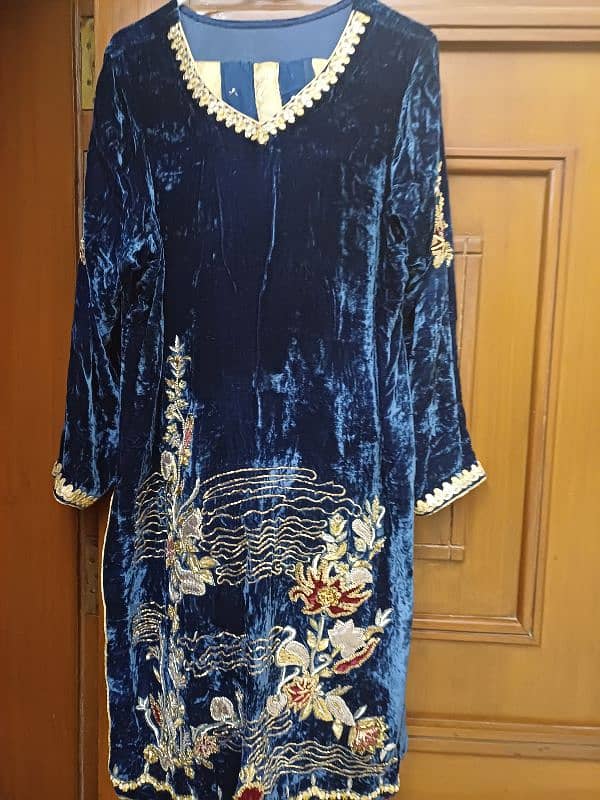 hand work velvet dress 0