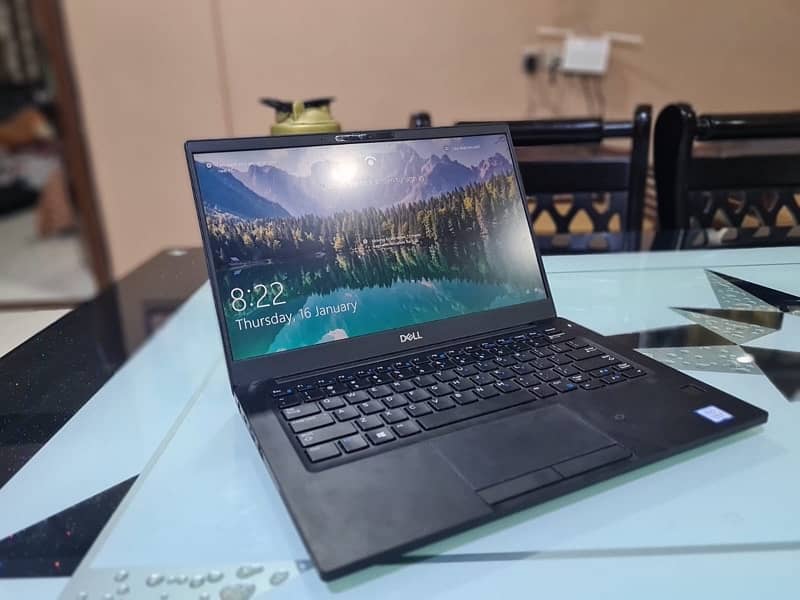 DELL LATITUDE 7480 core i5 256GB SSD 8GB RAM Mint Condition Urgent Sel 0