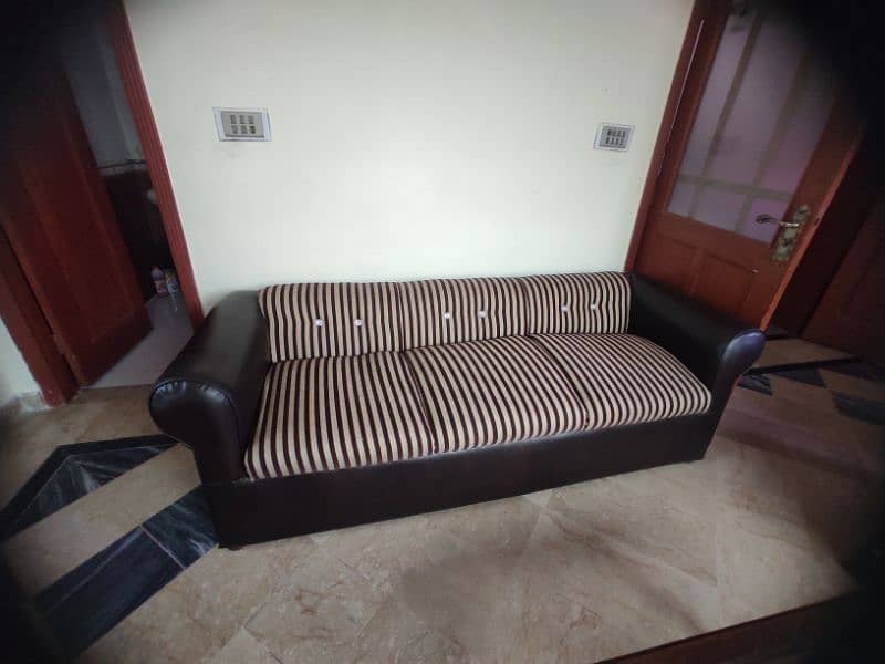 Sofe set 5 seater for sale 7