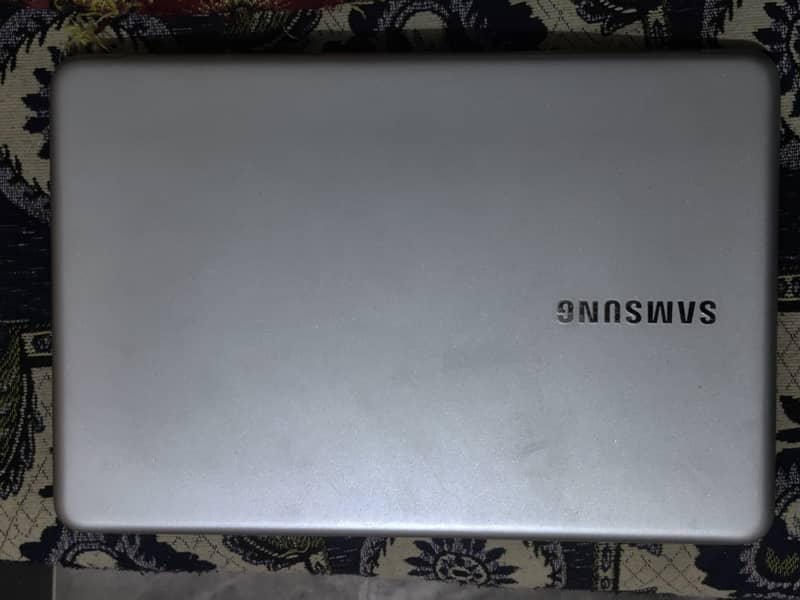 Samsung NP900X3T Core i7 Laptop 8GB/256GB - Lush Condition 0