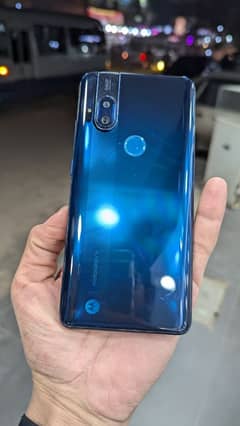 Motorola One Hyper