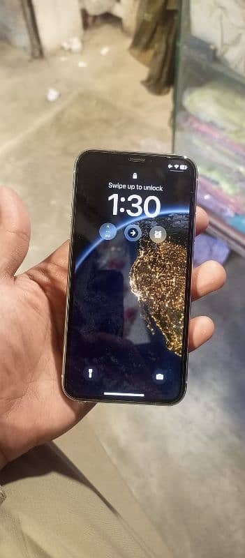 iphone XS 64 gb Non pta health 78 no open 3