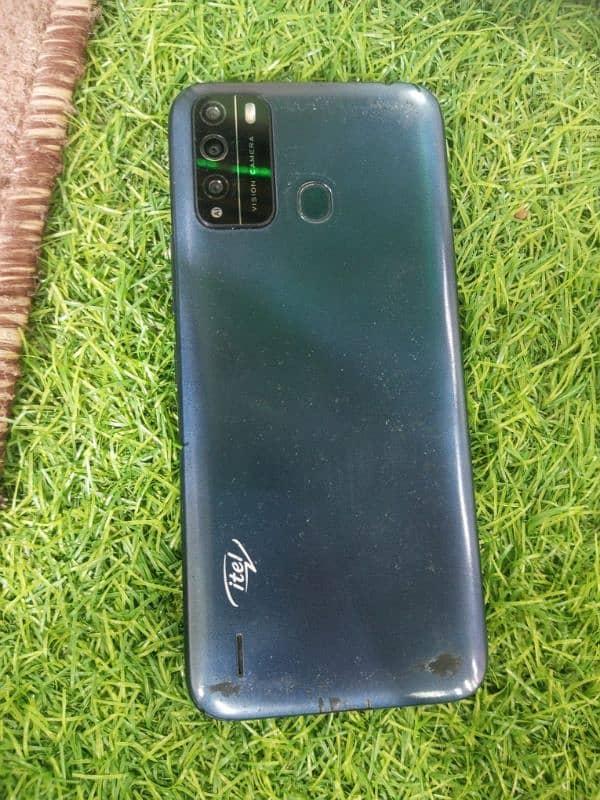 Itel Vision 1 Pro (2+32) 1