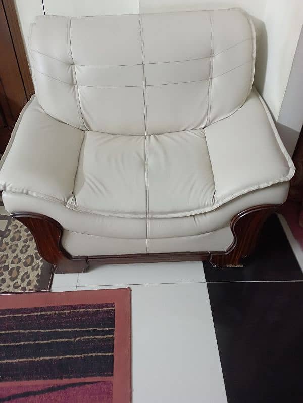 Sofa set 5 seater A-1 Condition 2