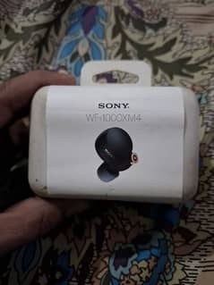 Sony earbuds WF1000XM4