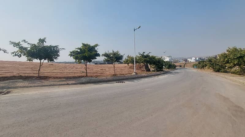 17 Marla Possessionable Plot with Extra Land Bahria Town Rawalpindi Phase 8 (Open Transfer) 14