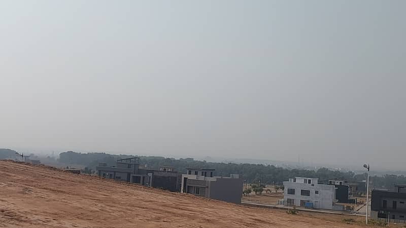 17 Marla Possessionable Plot with Extra Land Bahria Town Rawalpindi Phase 8 (Open Transfer) 23