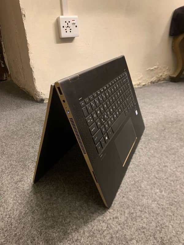 HP Spectre i7 8th Gen 1