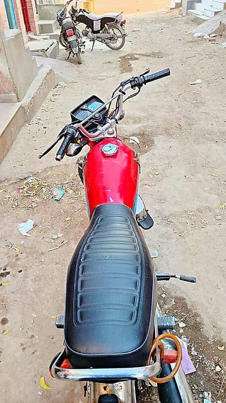 Honda CG 125 urgent sale Karachi nomber first owner 03476227019 4