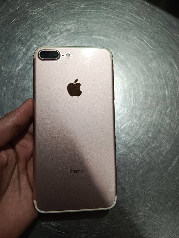 I phone 7 plus  128gb 1