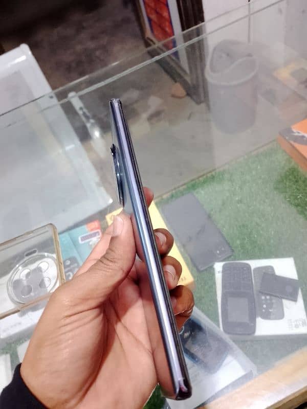 Tecno spark 20 pro plus 8/256 3