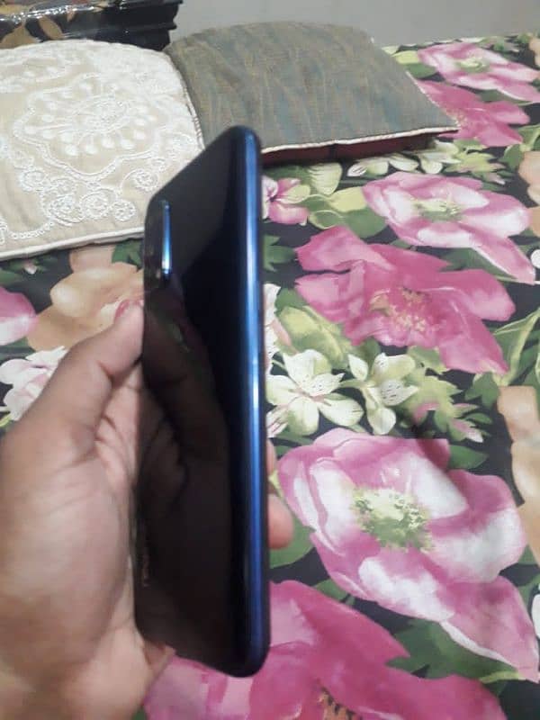 realme 7 pro luch condition scrachles OTA APPROVED 4