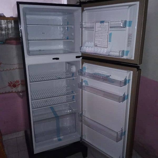 New Freezer For sale Emergency sailing 3