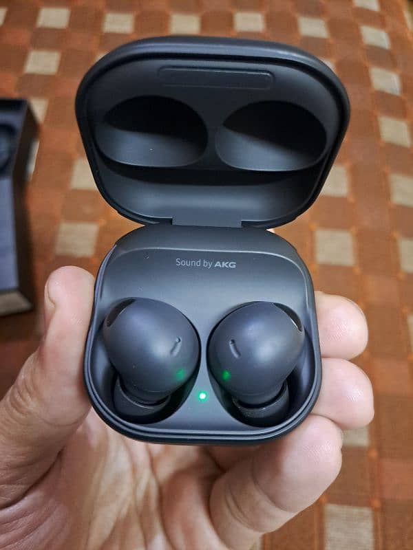 Galaxy Buds 2 Pro 1