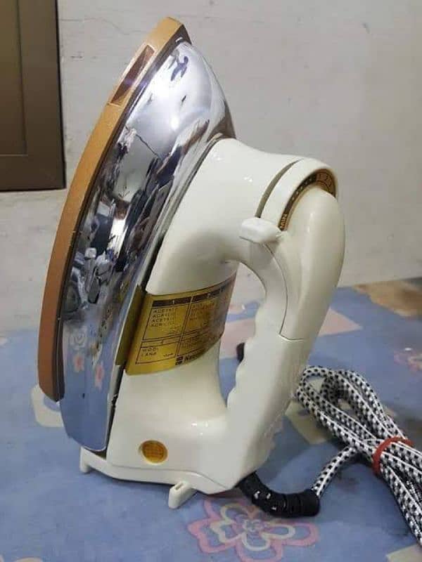 National Plastic & Iron جاپانی نیشنل DE-LUXE آٹومیٹک آئرن 220V- 1000W 5