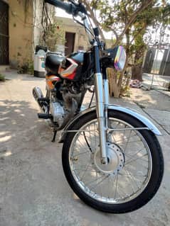 Honda 125 2022 lush condition