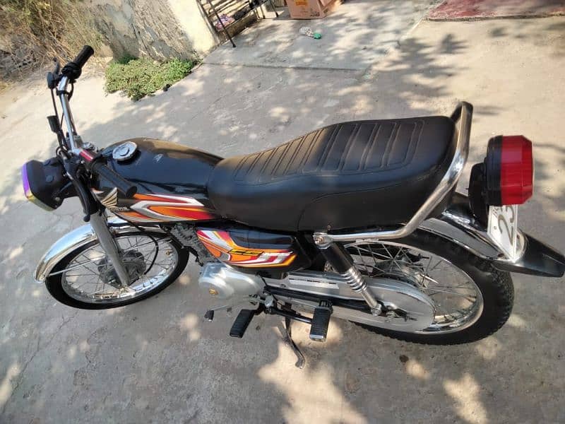 Honda 125 2022 lush condition 3