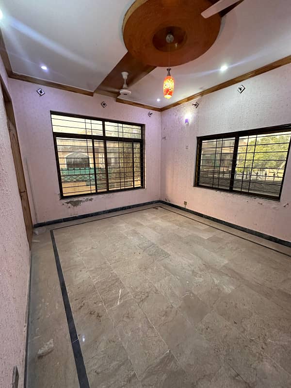 Proper Double story 5 Bedrooms good condition house khyaban e tanveer chaklala scheme 3 0