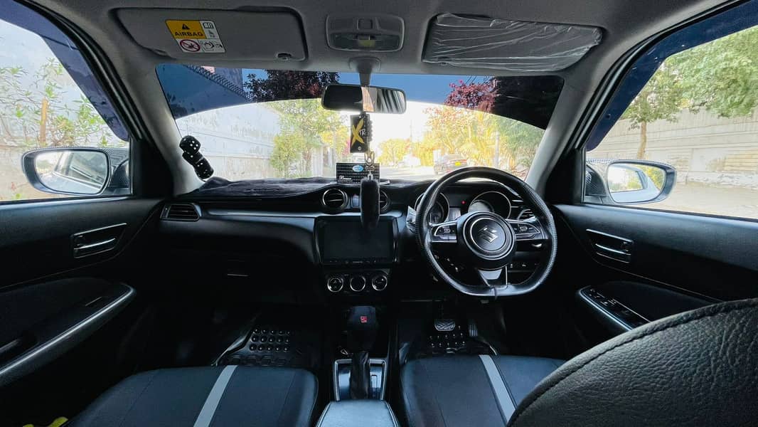 Suzuki Swift 2023 GLX 5