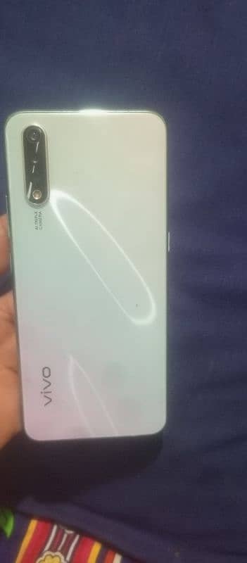 vivo s1 /4/128/ Exchange  possible 0