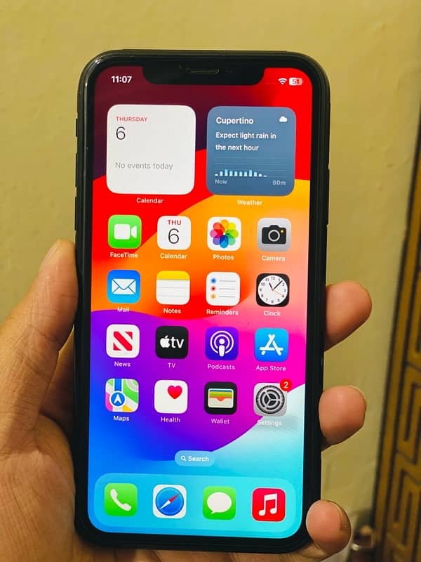 iPhone XR (128)GB 1