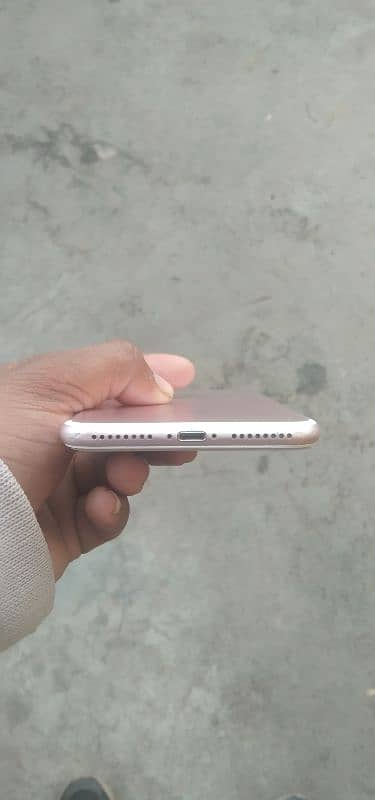 apple iphone 7plus Pta proved 3