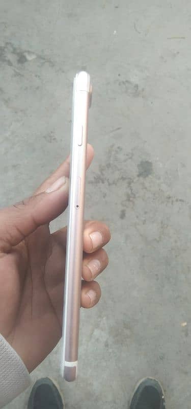 apple iphone 7plus Pta proved 4