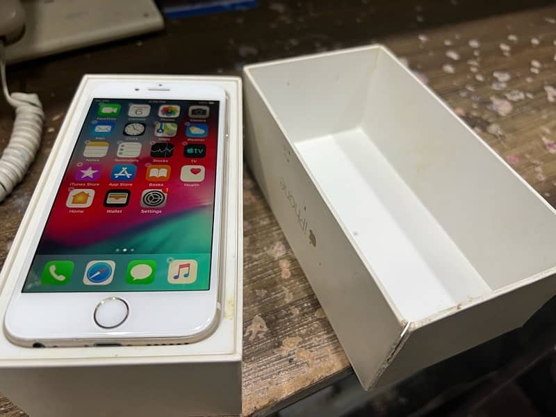 iPhone 6 64 GB PTA Approved with BOX 2