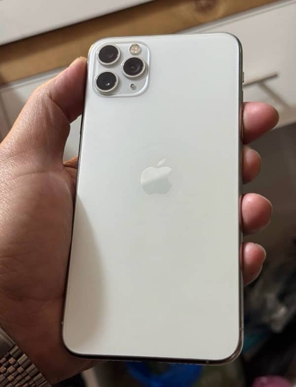 IPhone 11 Pro Max 1