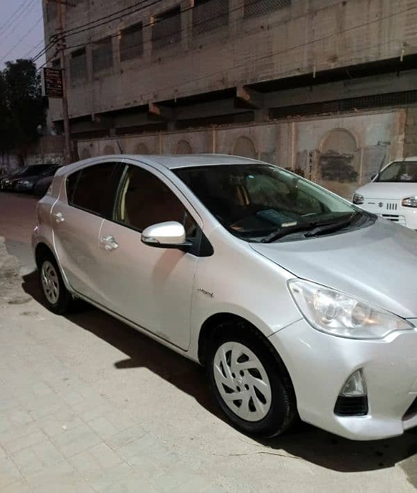 Toyota Aqua Hybrid 2013/2017 Mint Condition. 1