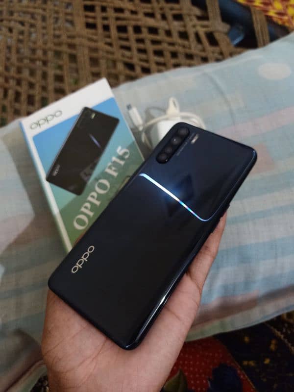 Oppo 8/256 box charger Sath hai 10 by 10 all okay hai 1