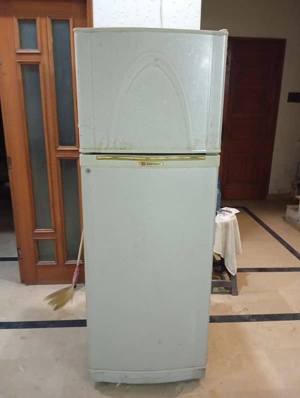 Dawlance Medium size Refrigerator 1