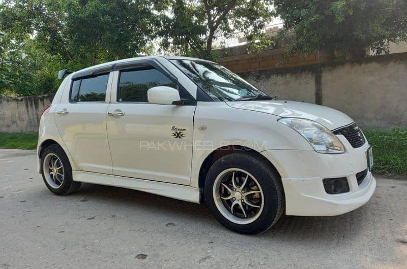 Suzuki Swift 2011 4