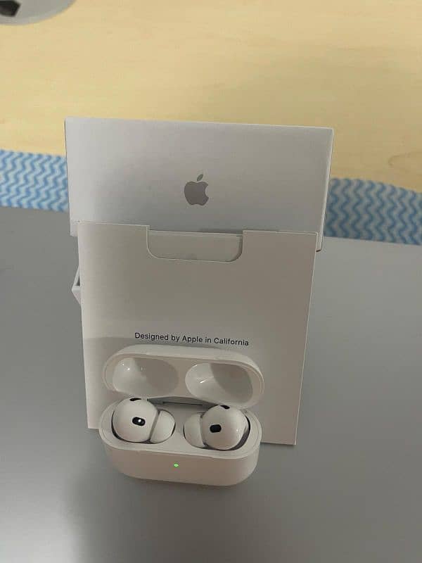 Apple Airpods Pro II (2nd Generation) 1