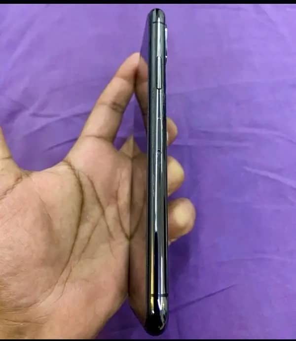 iphone xs black color 1