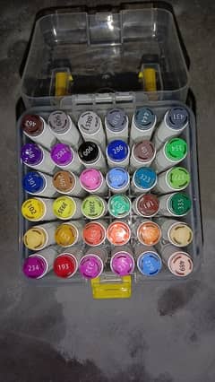 Marker Set Brush And Broad Tip 36 Piece