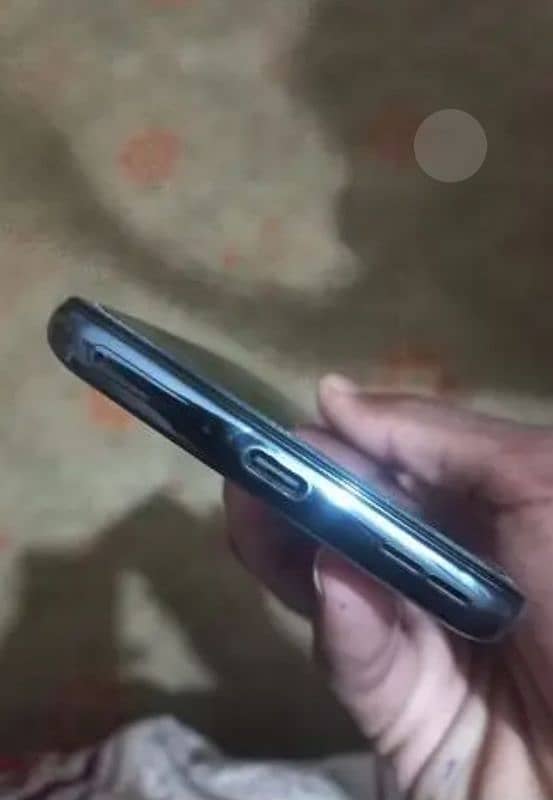 One Plus 9 for sale Urgent 4