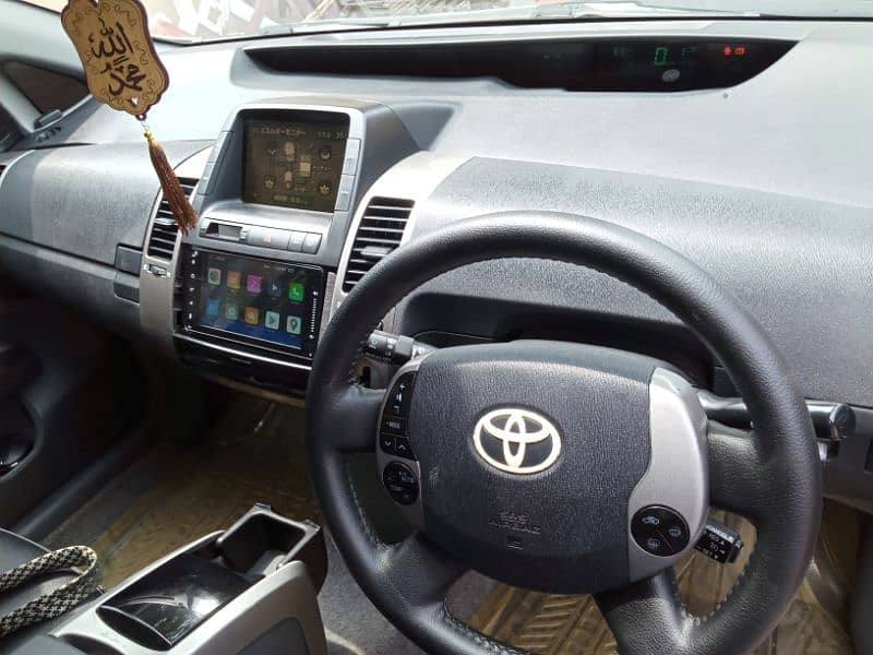 Toyota Prius 2014 8