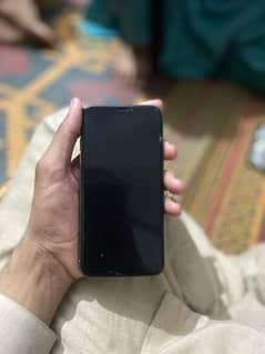 iPhone X 256 GB trou tone active