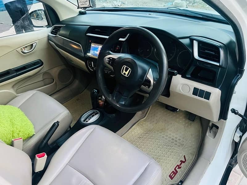 Honda BR-V 2018 s automatic 5