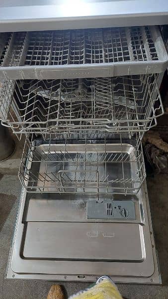 dishwasher 6