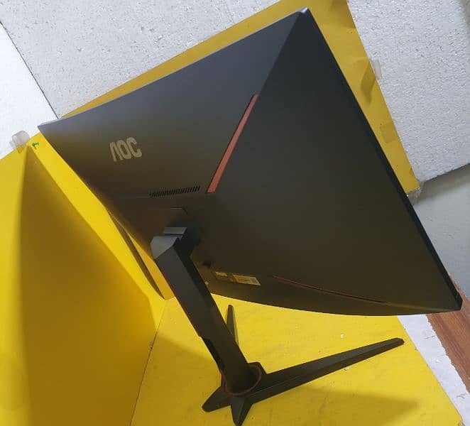 AOC c32g1 curve monitor 144Hz 3