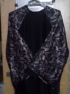 Saudi abaya