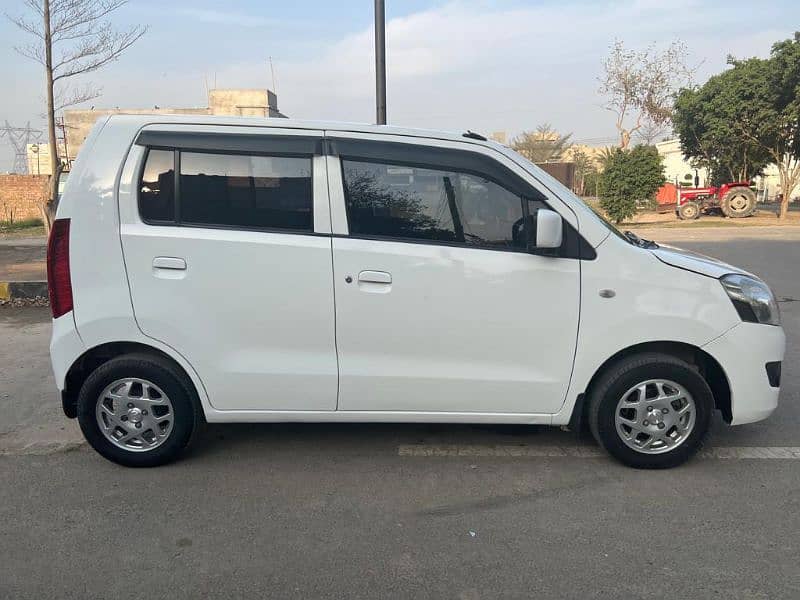 Suzuki Wagon R 2018 4