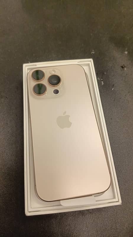 iphone 16 pro 0