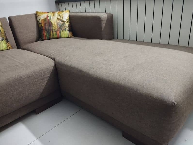 sofa L shaped 5.5seater 2