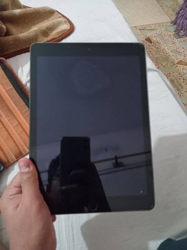 APPLE IPAD AIR 2